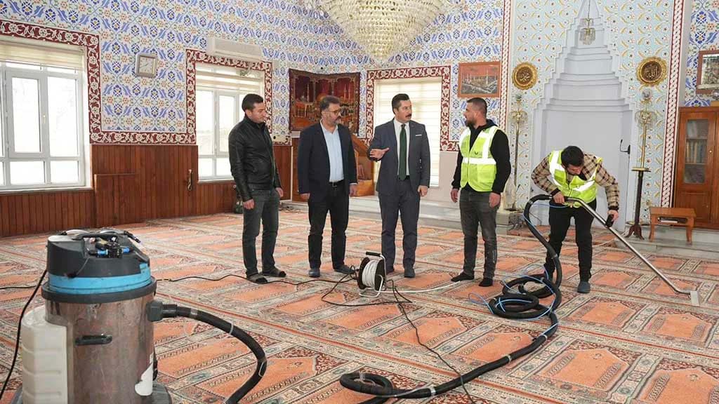 YENİŞEHİR’DE CAMİLER ÜÇ AYLARA HAZIRLANIYOR