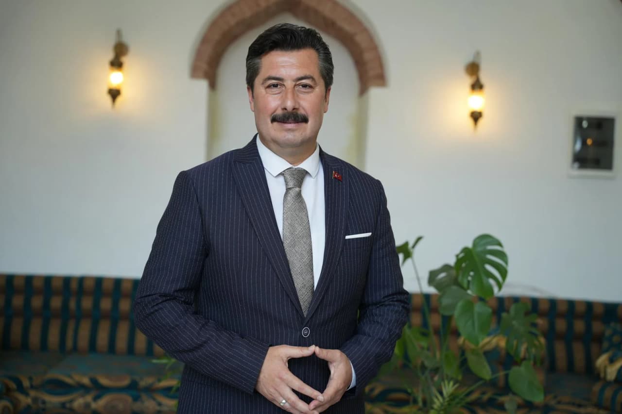 BAŞKAN ERCAN ÖZEL: TÜRK MİLLETİNİN DÖNÜM NOKTASI 15 TEMMUZ